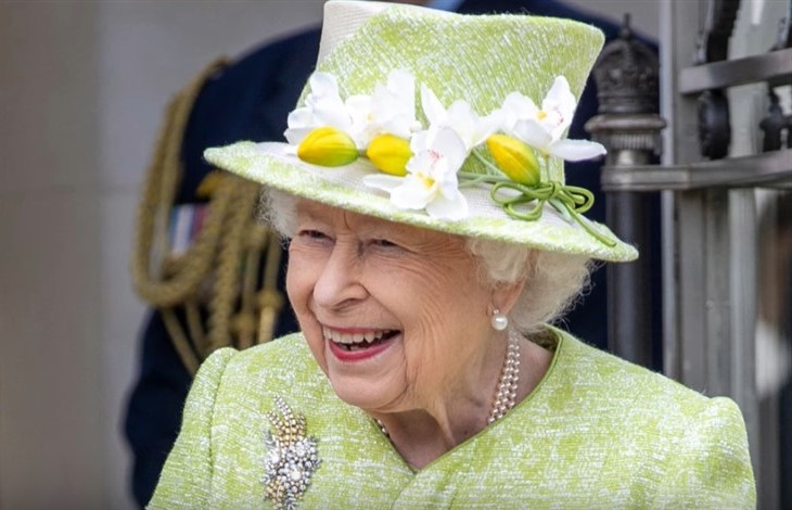 Queen Elizabeth 